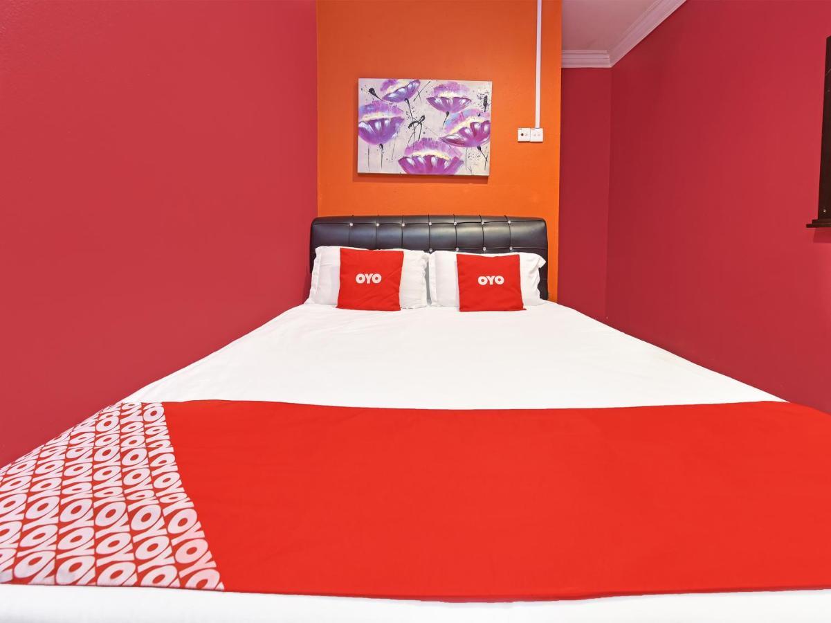 Oyo 89498 Sri Seroja Inn Budget Hotel Kota Bharu Buitenkant foto