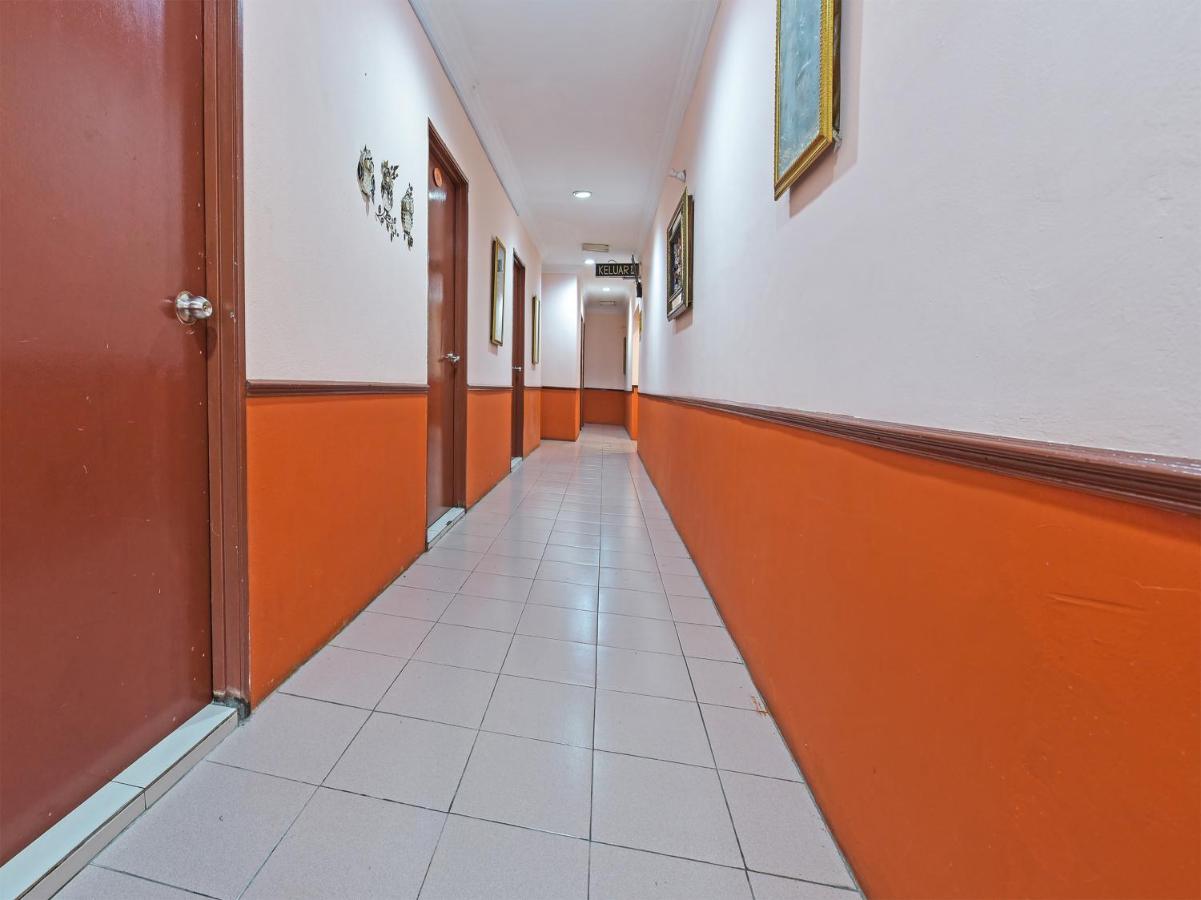 Oyo 89498 Sri Seroja Inn Budget Hotel Kota Bharu Buitenkant foto