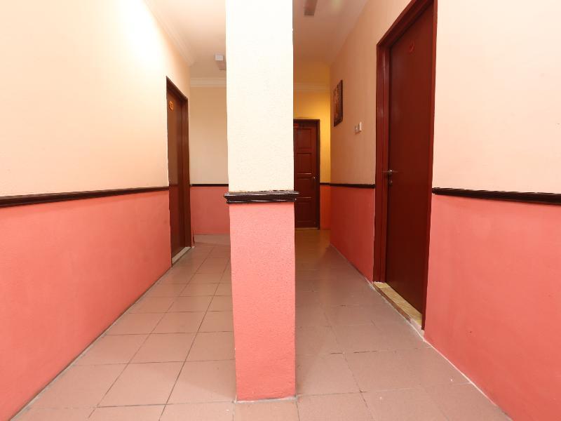 Oyo 89498 Sri Seroja Inn Budget Hotel Kota Bharu Buitenkant foto