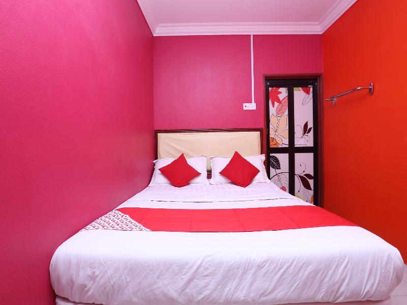 Oyo 89498 Sri Seroja Inn Budget Hotel Kota Bharu Buitenkant foto
